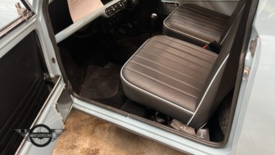 Lot 359 - 1975 MORRIS MINI 850 VAN