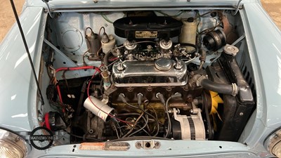 Lot 359 - 1975 MORRIS MINI 850 VAN