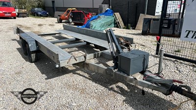 Lot 44 - LYNTON CAR TRANSPORTER TILT-TOP TRAILER