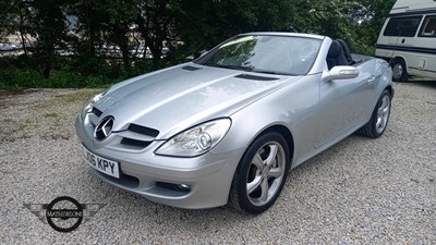 Lot 587 - 2006 MERCEDES SLK 350 AUTO