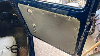Lot 660 - 1956 FORD THAMES 300E VAN