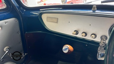 Lot 660 - 1956 FORD THAMES 300E VAN
