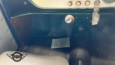 Lot 660 - 1956 FORD THAMES 300E VAN