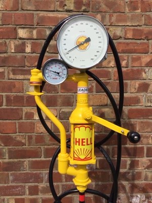 Lot 89 - RENOVATED SHELL PUMP