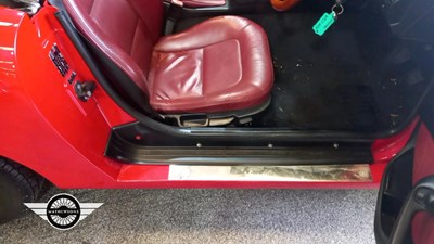Lot 30 - 2000 NUBODI KALIFORNIA Z SERIES