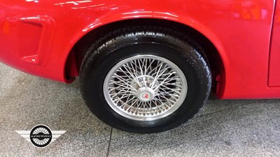 Lot 30 - 2000 NUBODI KALIFORNIA Z SERIES