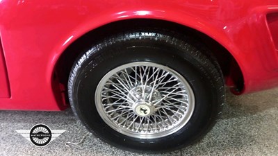 Lot 30 - 2000 NUBODI KALIFORNIA Z SERIES