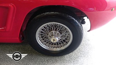 Lot 30 - 2000 NUBODI KALIFORNIA Z SERIES