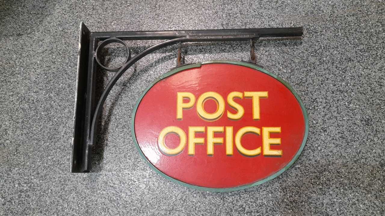 US サインプレート　POST OFFICE Lot 568 - DOUBLE SIDED, WALL MOUNTED POST OFFICE SIGN