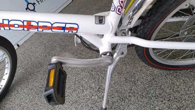 Lot 2 - MK3 RALEIGH CHOPPER , WHITE, ENGLAND 2006  SF40416610