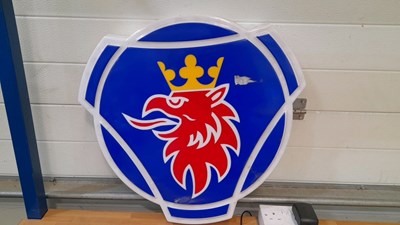 Lot 187 - SCANIA PLASTIC LIGHT UP SIGN 23" X 23"