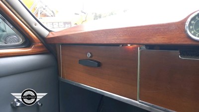 Lot 698 - 1958 ROVER P4 90