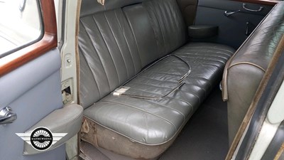 Lot 698 - 1958 ROVER P4 90