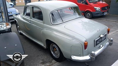 Lot 698 - 1958 ROVER P4 90