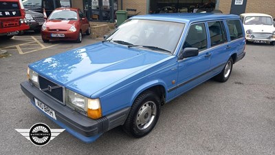 Lot 758 - 1986 VOLVO 740 GL AUTO