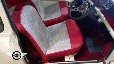Lot 21 - 1960 MORRIS MINI MINOR