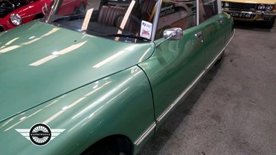 Lot 182 - 1974 CITROEN D - DS21