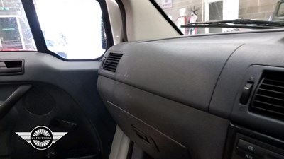 Lot 70 - 2009 FORD TRANSIT CONN T200 L75