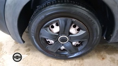 Lot 70 - 2009 FORD TRANSIT CONN T200 L75