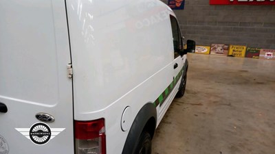 Lot 70 - 2009 FORD TRANSIT CONN T200 L75