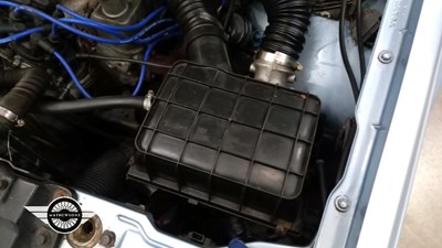 Lot 76 - 1990 VOLVO 740 GL S/R AUTO