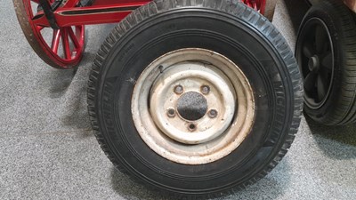 Lot 243 - 5X LAND ROVER DEFENDER STEEL WHEELS & TYRES 7.50 R16C 112S