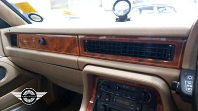 Lot 628 - 1992 JAGUAR SOVEREIGN 4.0