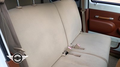 Lot 386 - 2001 TOYOTA WILL VI