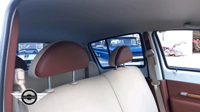 Lot 386 - 2001 TOYOTA WILL VI