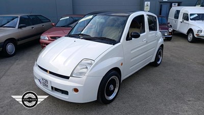 Lot 386 - 2001 TOYOTA WILL VI