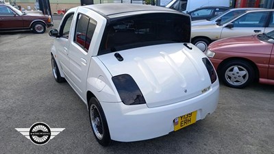 Lot 386 - 2001 TOYOTA WILL VI