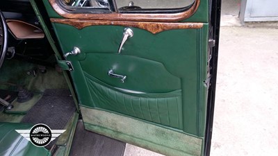 Lot 430 - 1934 VAUXHALL 12/6 ASY
