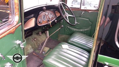 Lot 430 - 1934 VAUXHALL 12/6 ASY
