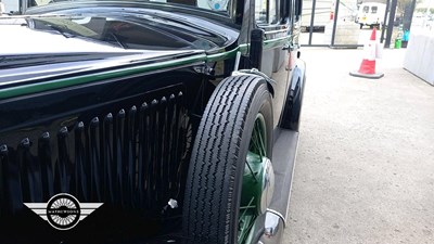 Lot 430 - 1934 VAUXHALL 12/6 ASY