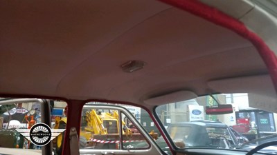 Lot 695 - 1964 SINGER GAZELLE