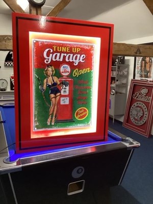 Lot 165 - PIN-UP GIRL TUNE UP GARAGE ILLUMINATED SIGN