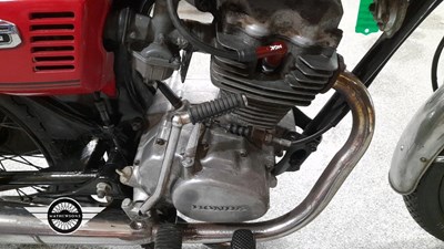Lot 30 - 1982 HONDA CG 125