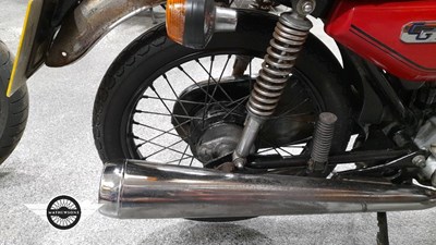 Lot 30 - 1982 HONDA CG 125