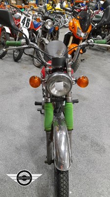 Lot 30 - 1982 HONDA CG 125