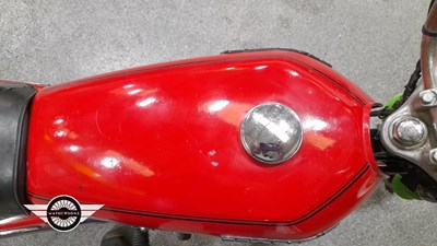 Lot 30 - 1982 HONDA CG 125