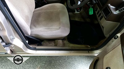 Lot 66 - 1983 FORD ESCORT GHIA