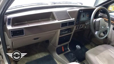 Lot 66 - 1983 FORD ESCORT GHIA