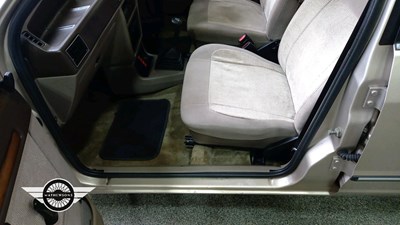Lot 66 - 1983 FORD ESCORT GHIA
