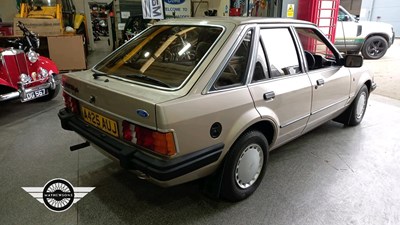 Lot 66 - 1983 FORD ESCORT GHIA