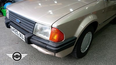 Lot 66 - 1983 FORD ESCORT GHIA