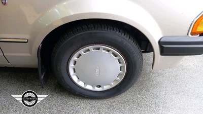 Lot 66 - 1983 FORD ESCORT GHIA