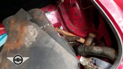 Lot 438 - 1972 MG MIDGET