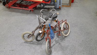 Lot 845 - 3 X CHILDS BICYCLES, RALEIGH, BUDGIE, & TOMAHAWK
