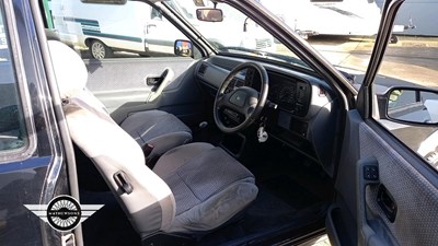 Lot 266 - 1989 FORD ESCORT XR3 INJ