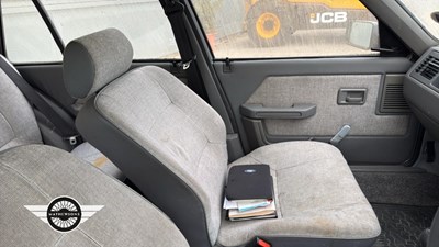 Lot 372 - 1988 PEUGEOT 309 GL